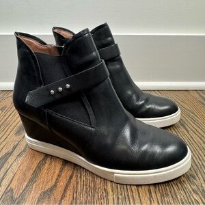 Linea Paolo Freshton Black Leather Wedge Heel Ankle Sneaker Bootie size 7.5